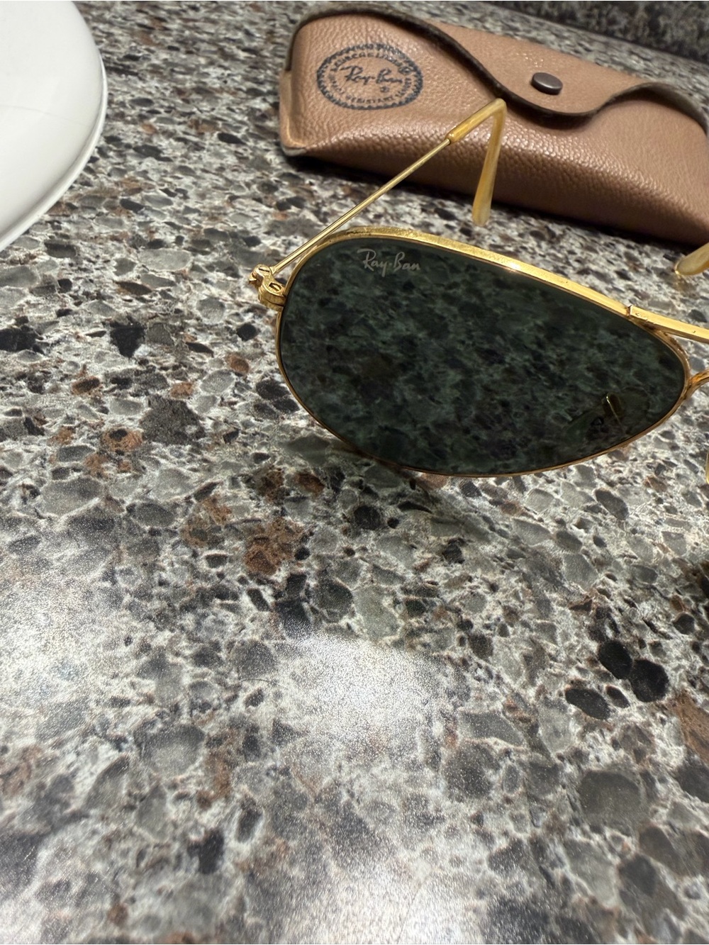 Vintage Ray-Ban Classic Aviator Sunglasses in Gold - Picture 6 of 6